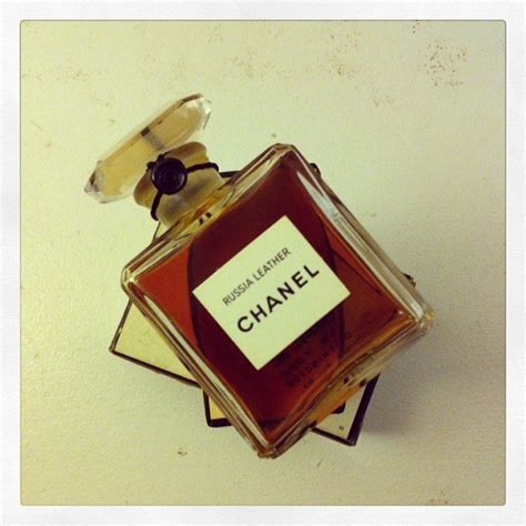 cuir de russie parfum chanel|chanel russian leather.